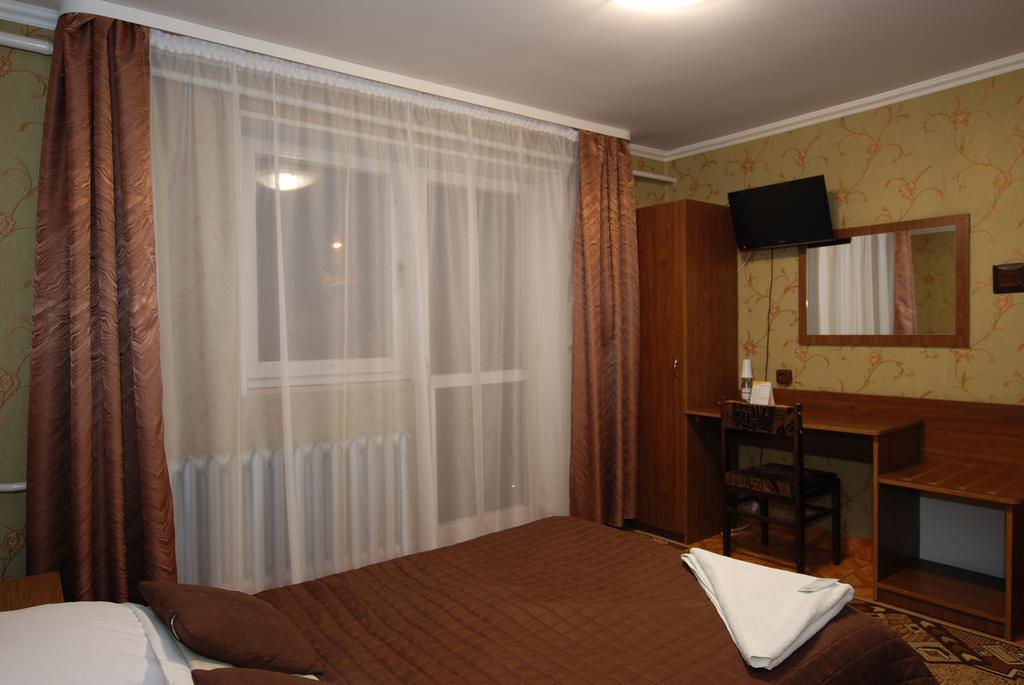 Hotel La-Musica Piaseczno  Exteriör bild